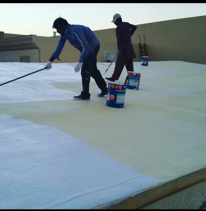 عزل سطح فيلا في حي الفيصلية - قبل